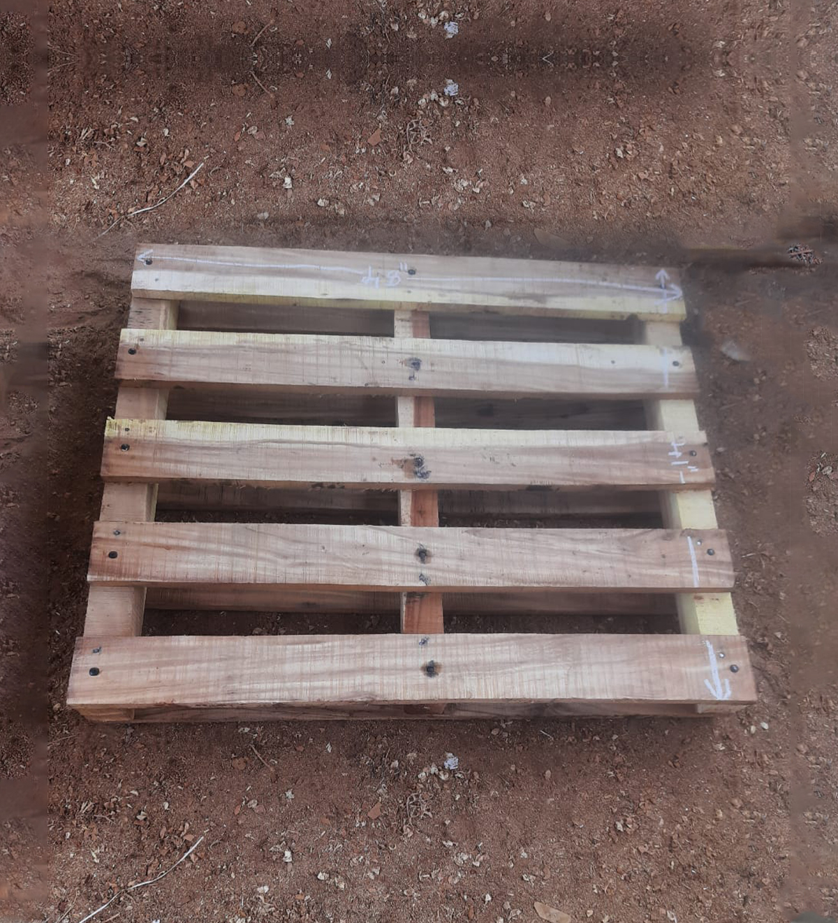 Two-way wooden pallet - Detail