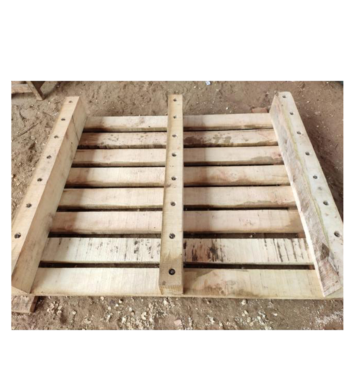 Heavy-duty wooden pallet - construction